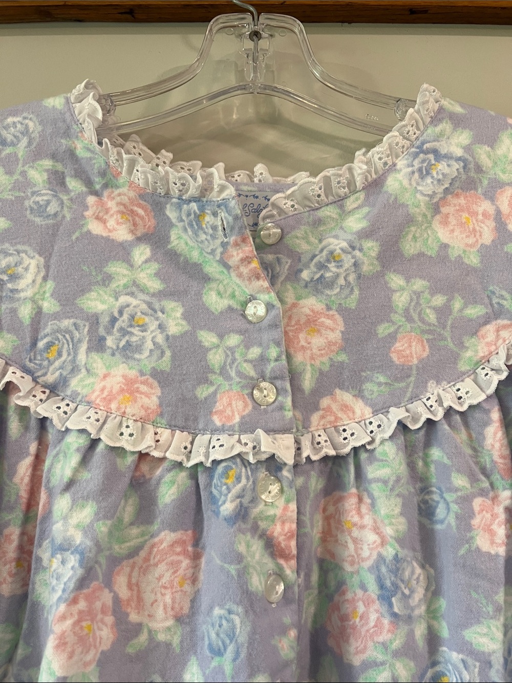Lanz of Salzburg - Floral Flannel Cotton nightgown, Pastel Lavender & Pink, 1x - Picture 6 of 7